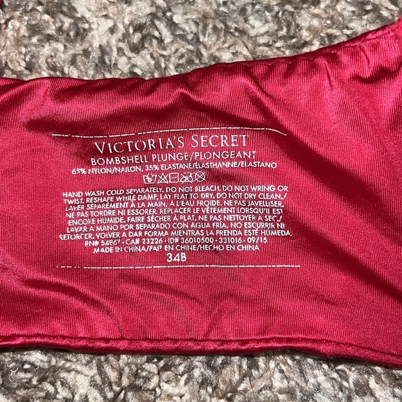 Bombshells Victoria’s Secret bra - Picture 3 of 3